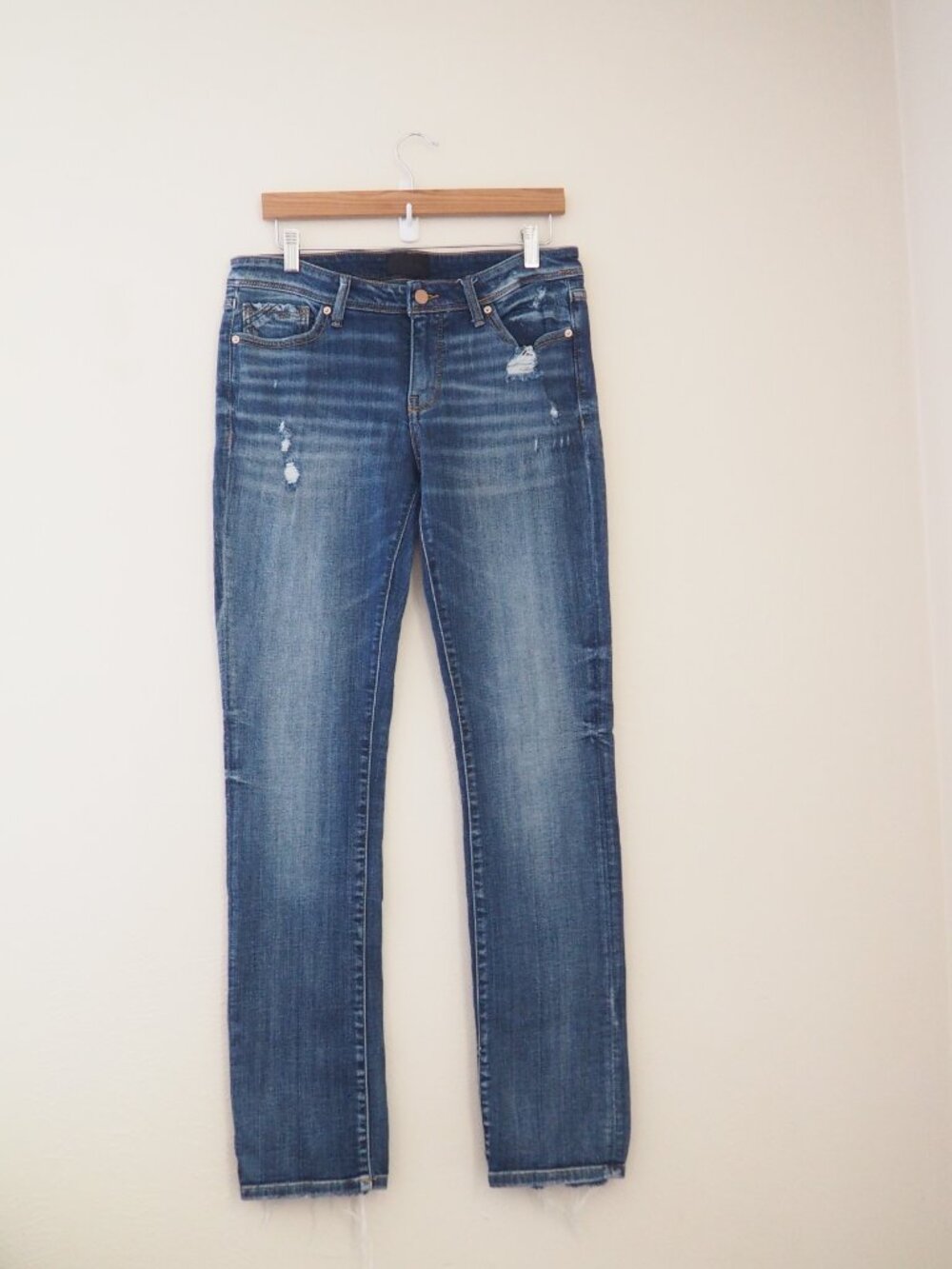 Buckle Black Fit No. 53 Distressed Straight Jean sz 30x32 - Picture 5 of 10